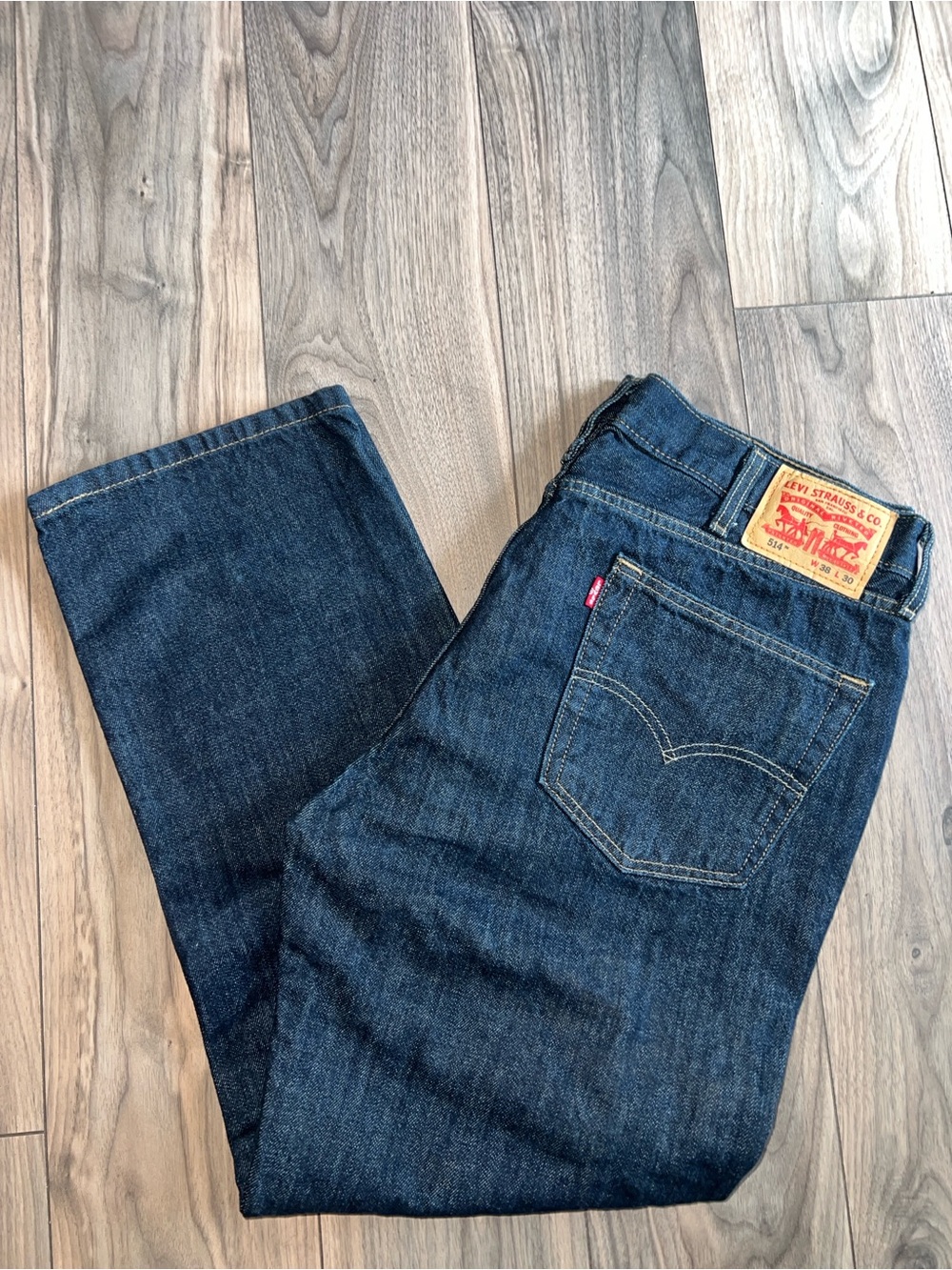 Levi’s 514 Dark Wash Blue Denim 38x30 Jeans Pants Mens